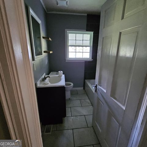 60 N East Main Street N, Hampton, GA 30228