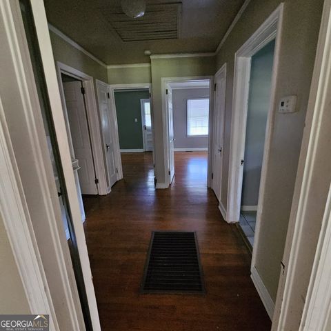 60 N East Main Street N, Hampton, GA 30228