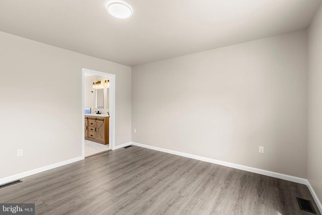 97 CLOVER TRL, Delta, PA 17314