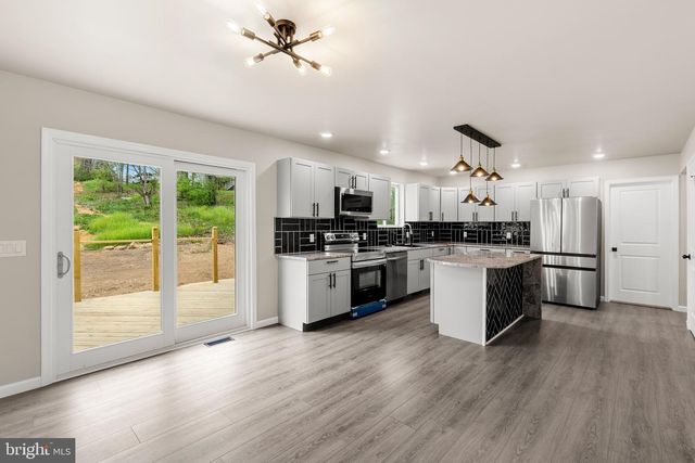 97 CLOVER TRL, Delta, PA 17314