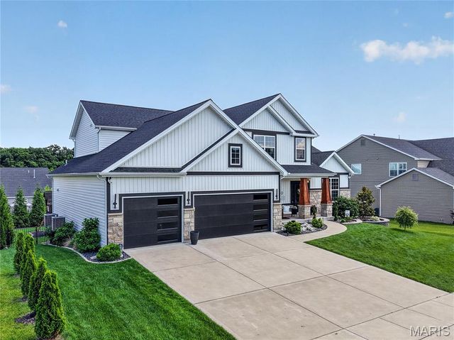 311 Wilmer Valley Drive, Wentzville, MO 63385