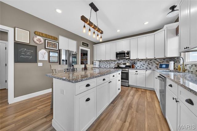 311 Wilmer Valley Drive, Wentzville, MO 63385