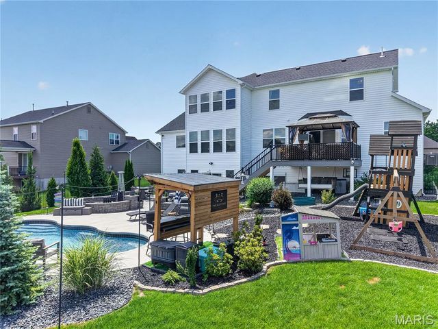 311 Wilmer Valley Drive, Wentzville, MO 63385