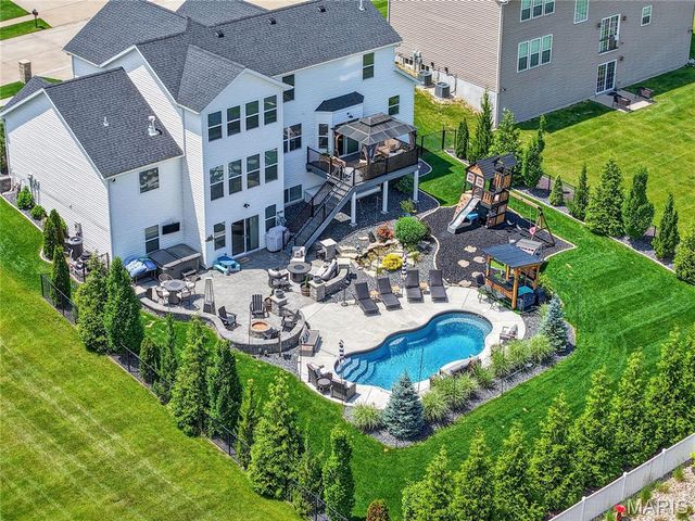 311 Wilmer Valley Drive, Wentzville, MO 63385