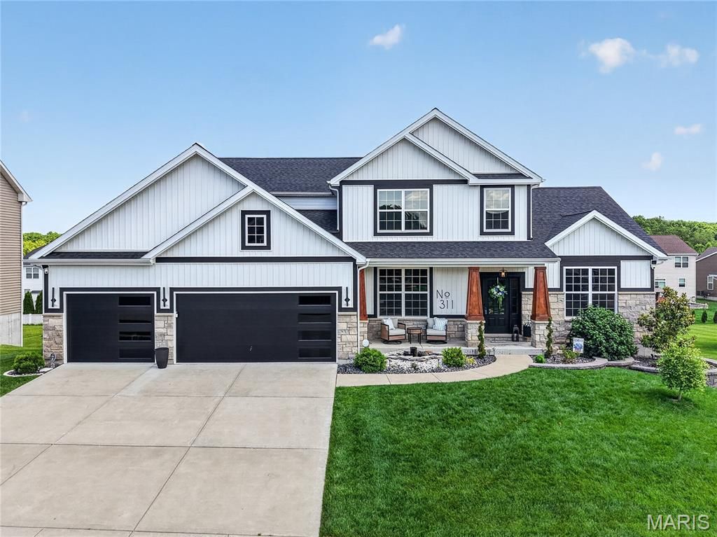 311 Wilmer Valley Drive, Wentzville, MO 63385