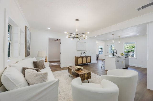 8528 Pemberton Court, White Settlement, TX 76108