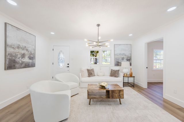 8528 Pemberton Court, White Settlement, TX 76108