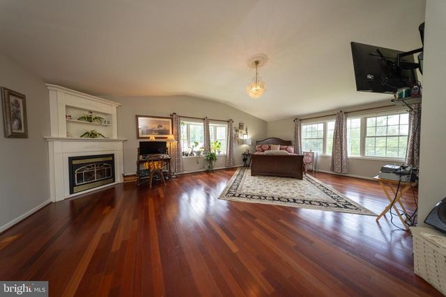 4179 FIERY RUN RD, Linden, VA 22642