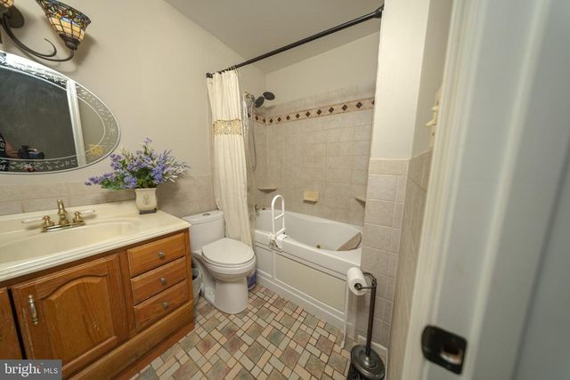 4179 FIERY RUN RD, Linden, VA 22642