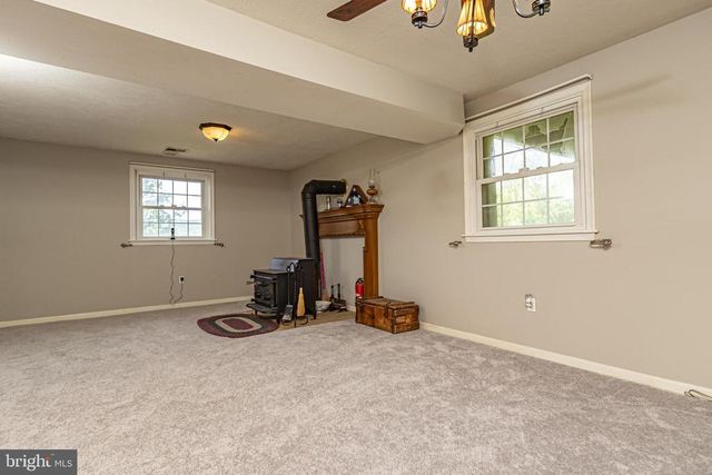 4179 FIERY RUN RD, Linden, VA 22642