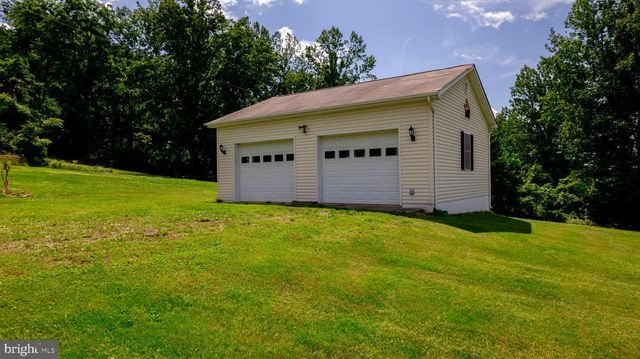 4179 FIERY RUN RD, Linden, VA 22642