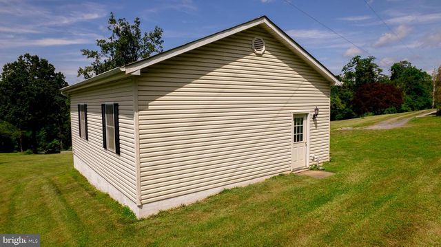 4179 FIERY RUN RD, Linden, VA 22642