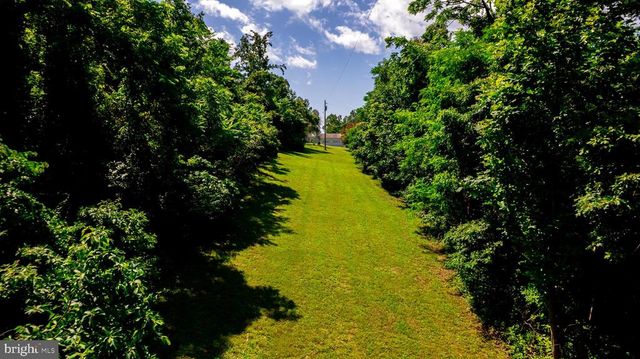 4179 FIERY RUN RD, Linden, VA 22642