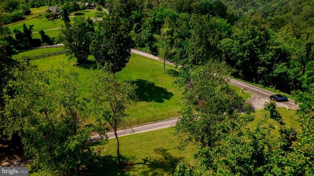 4179 FIERY RUN RD, Linden, VA 22642