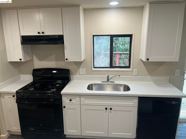 23981 Oxbow Ln, Sonora, CA 95370