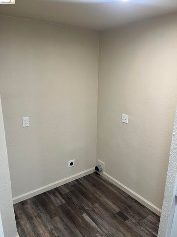 23981 Oxbow Ln, Sonora, CA 95370