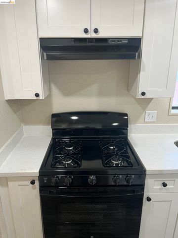 23981 Oxbow Ln, Sonora, CA 95370