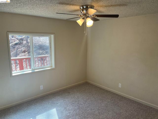 23981 Oxbow Ln, Sonora, CA 95370