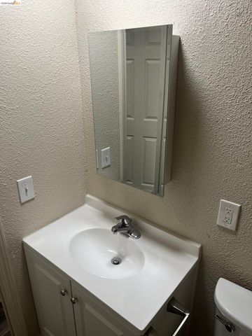 23981 Oxbow Ln, Sonora, CA 95370