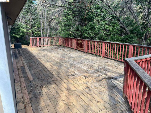 23981 Oxbow Ln, Sonora, CA 95370