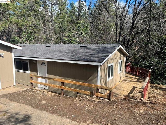 23981 Oxbow Ln, Sonora, CA 95370