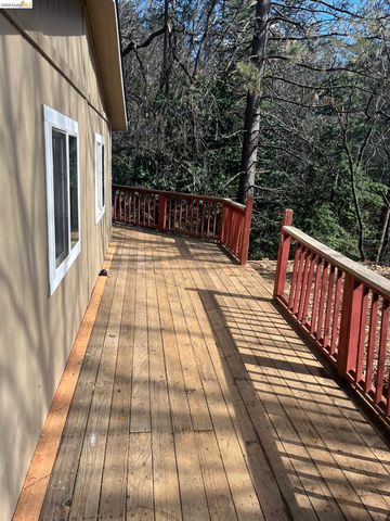 23981 Oxbow Ln, Sonora, CA 95370