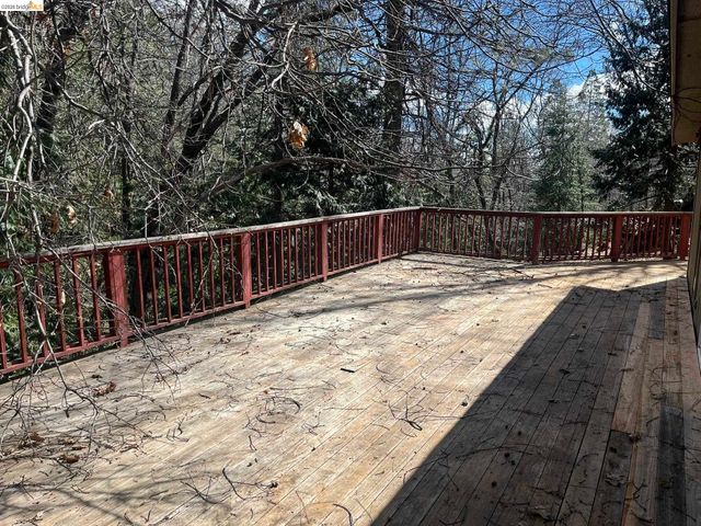 23981 Oxbow Ln, Sonora, CA 95370