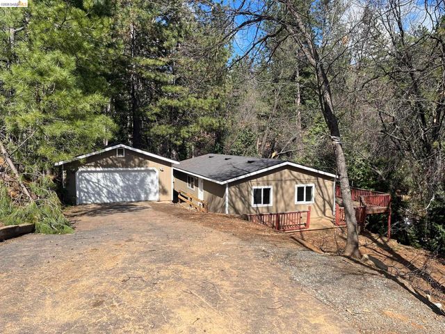 23981 Oxbow Ln, Sonora, CA 95370