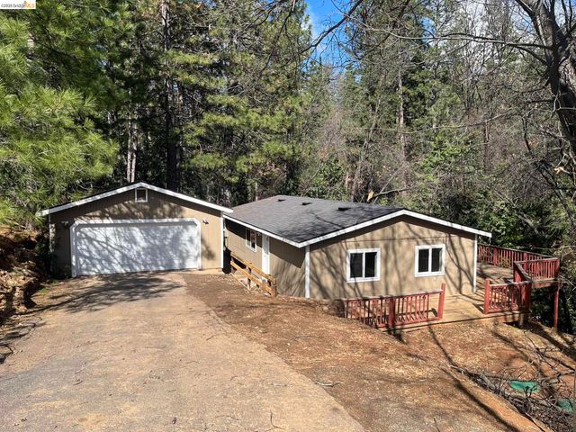 23981 Oxbow Ln, Sonora, CA 95370