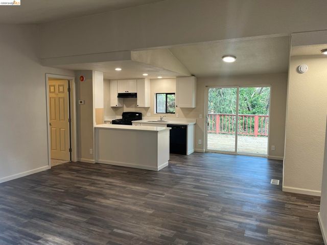 23981 Oxbow Ln, Sonora, CA 95370