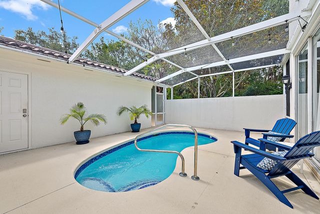 107 Rivinia Drive, Jupiter, FL 33458