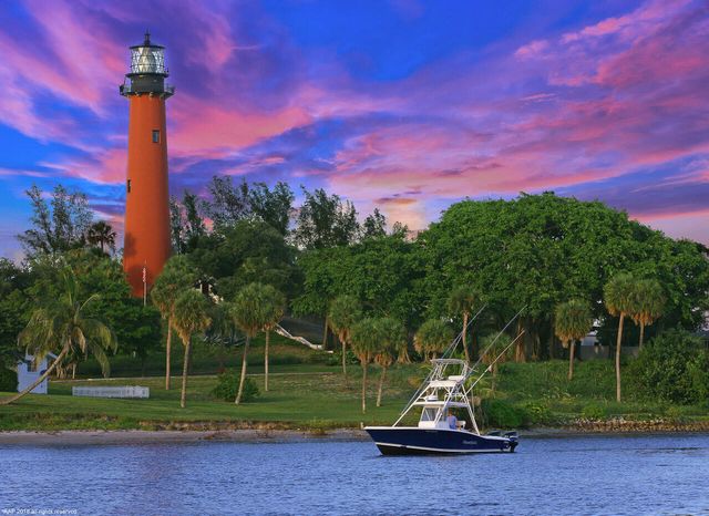 107 Rivinia Drive, Jupiter, FL 33458