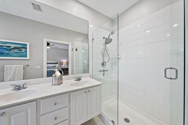 107 Rivinia Drive, Jupiter, FL 33458