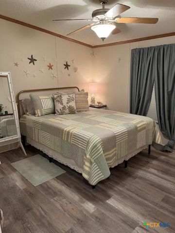 310 N 10th Street, Port O'connor, TX 77982