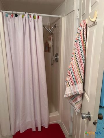 310 N 10th Street, Port O'connor, TX 77982