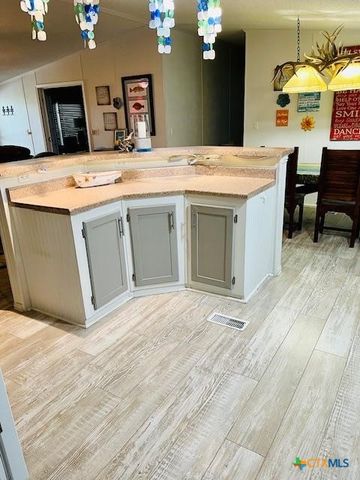 310 N 10th Street, Port O'connor, TX 77982