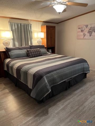 310 N 10th Street, Port O'connor, TX 77982