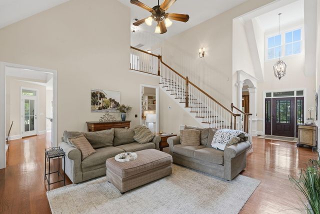 4142 Ten Shillings Way, Ravenel, SC 29470
