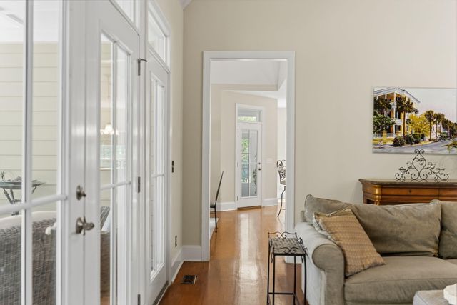 4142 Ten Shillings Way, Ravenel, SC 29470