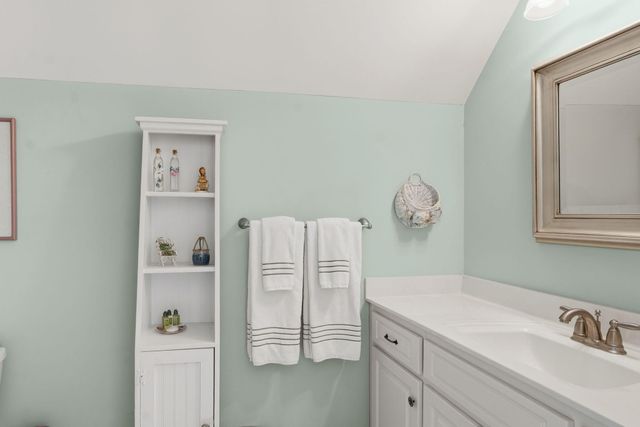 4142 Ten Shillings Way, Ravenel, SC 29470