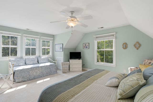 4142 Ten Shillings Way, Ravenel, SC 29470