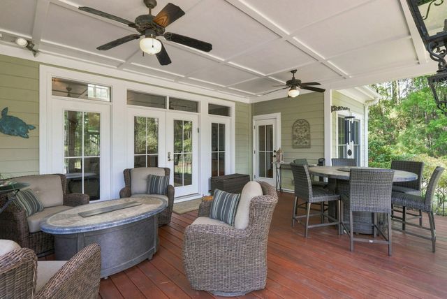 4142 Ten Shillings Way, Ravenel, SC 29470