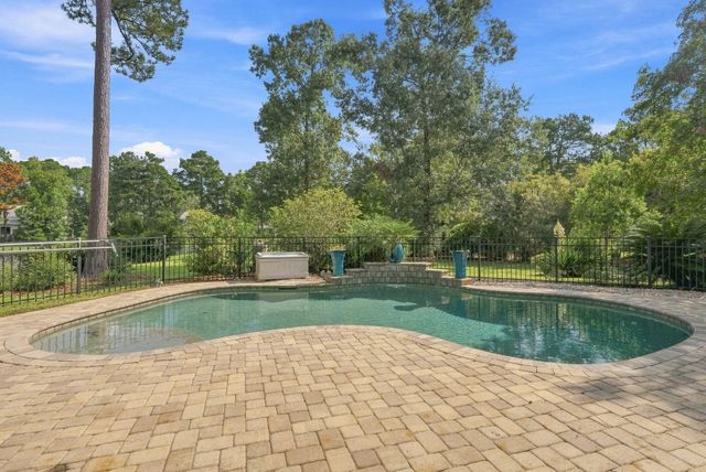 4142 Ten Shillings Way, Ravenel, SC 29470