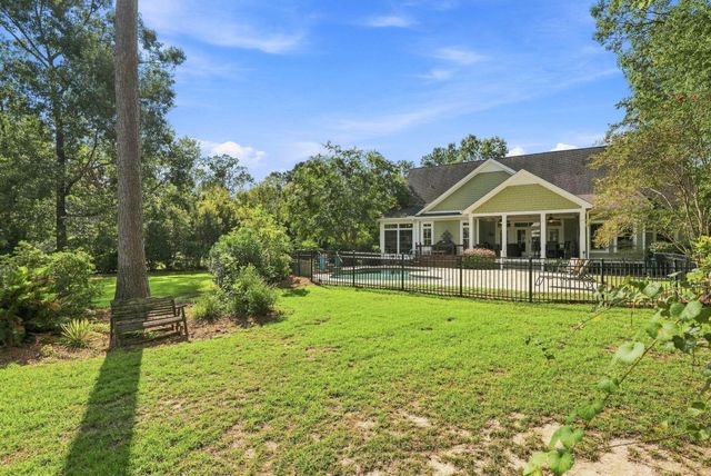 4142 Ten Shillings Way, Ravenel, SC 29470