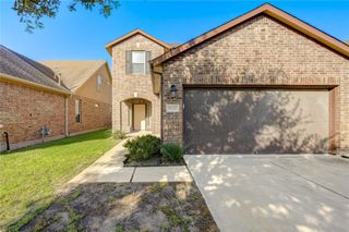 8115 Heartbrook Field Lane, Cypress, TX 77433