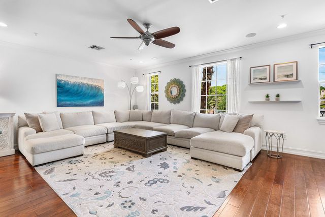 147 N Cannery Row Circle, Delray Beach, FL 33444
