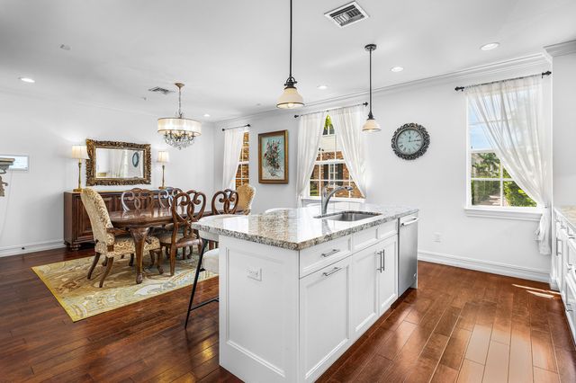 147 N Cannery Row Circle, Delray Beach, FL 33444