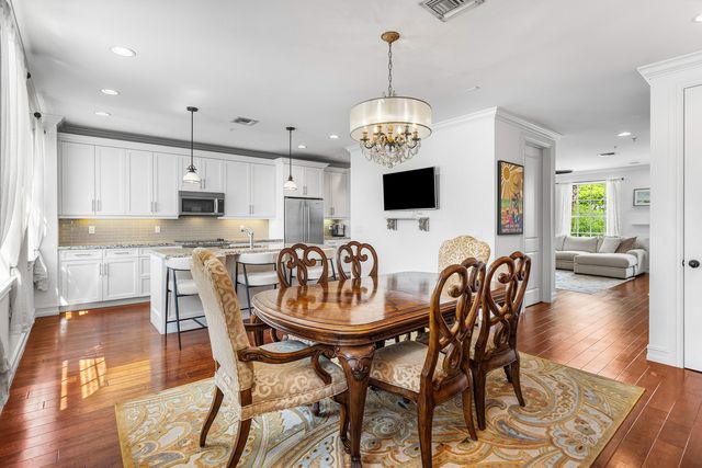 147 N Cannery Row Circle, Delray Beach, FL 33444