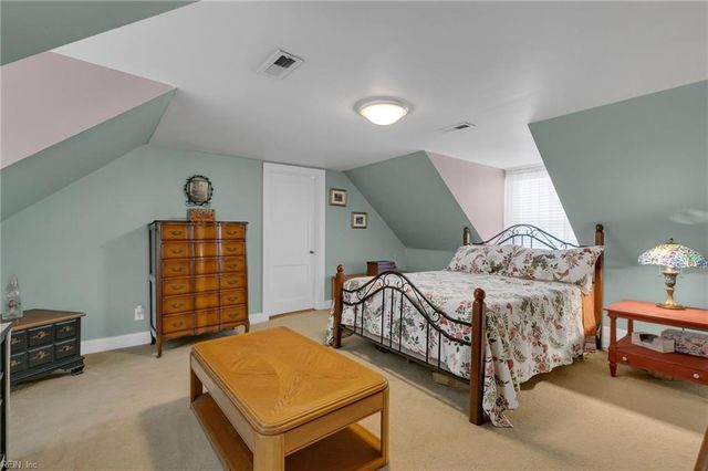 44 Brandon RD, Newport News, VA 23601
