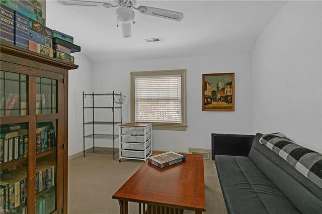 44 Brandon RD, Newport News, VA 23601